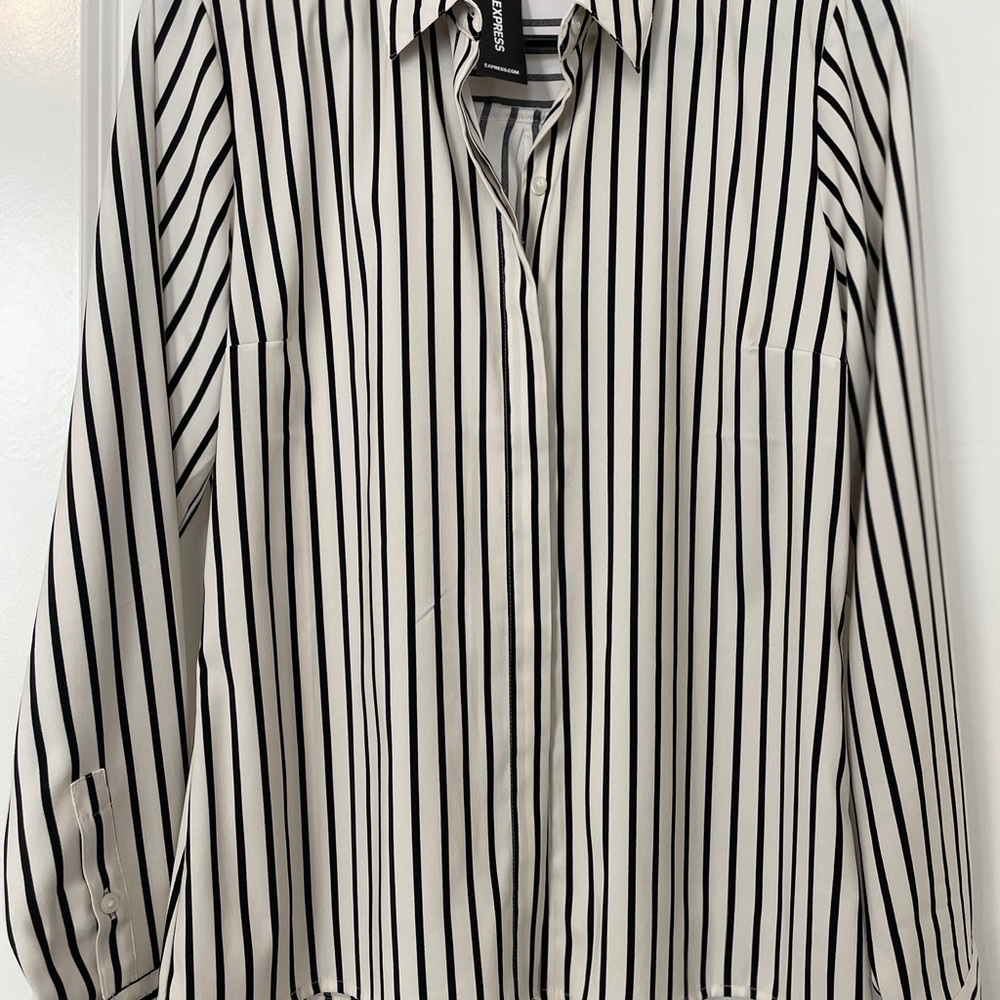 Express women’s shirt